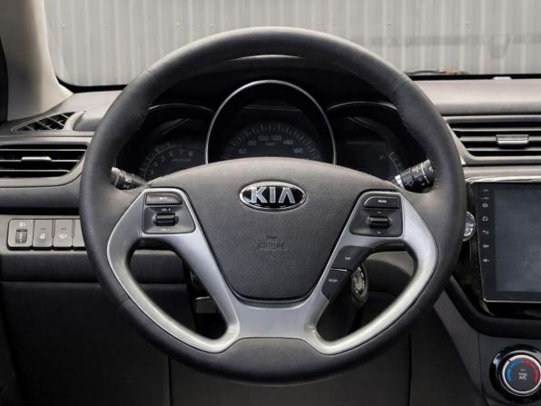 Kia Rio III Рестайлинг с пробегом 2015 года, цена 977 000 рублей, 175327 км, седан, Автокод Объявления