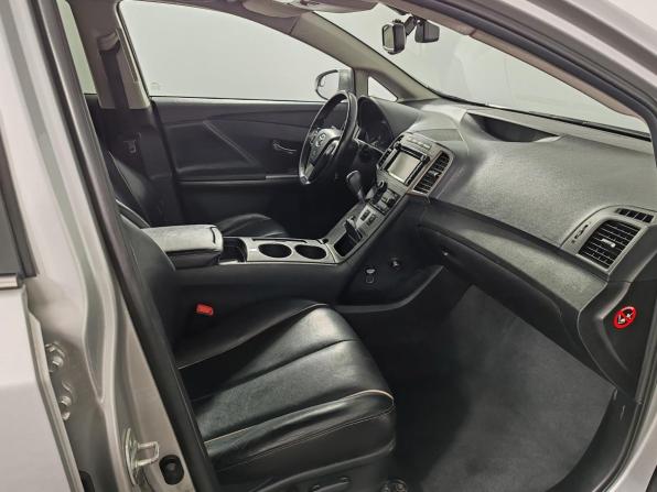 Toyota Venza I Рестайлинг с пробегом 2013 года, цена 1 699 000 рублей, 281363 км, внедорожник, Автокод Объявления