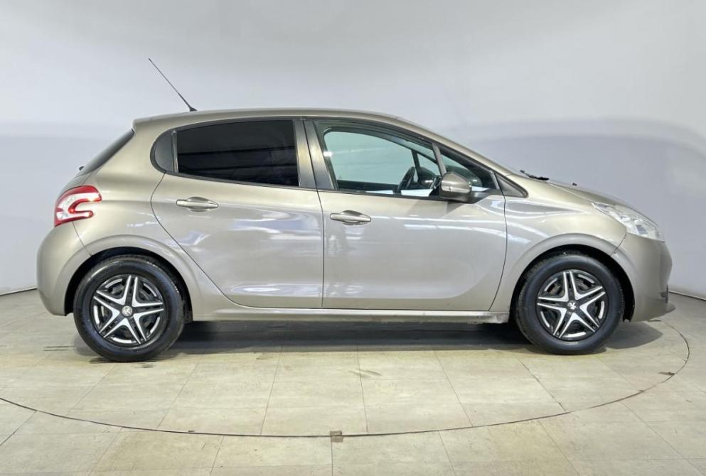 Peugeot 208 I Саранск  - изображение 5
