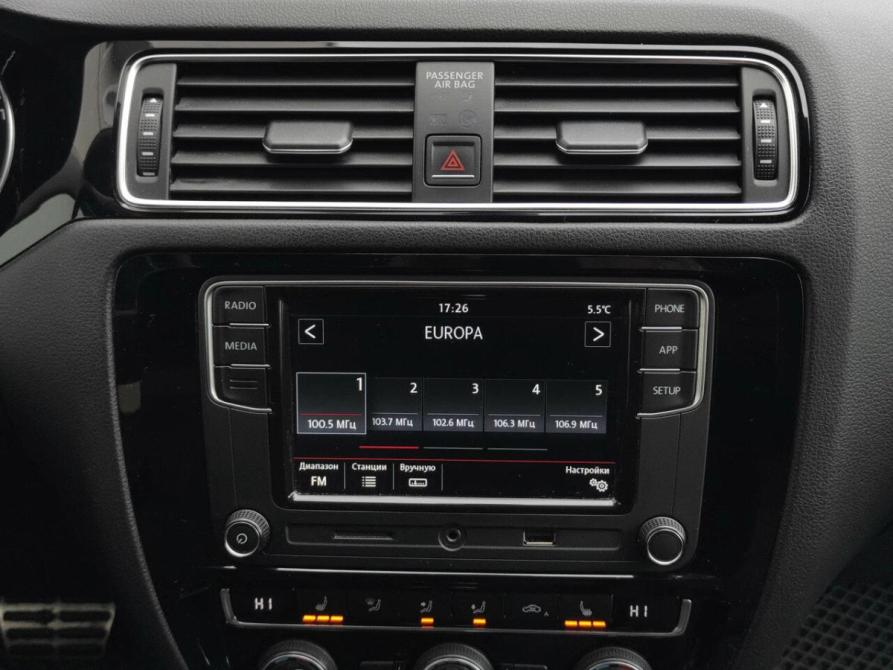 Volkswagen Jetta VI Рестайлинг Санкт-Петербург  - изображение 17