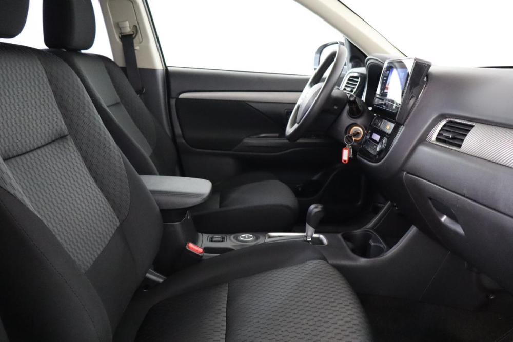 Mitsubishi Outlander III Санкт-Петербург  - изображение 11