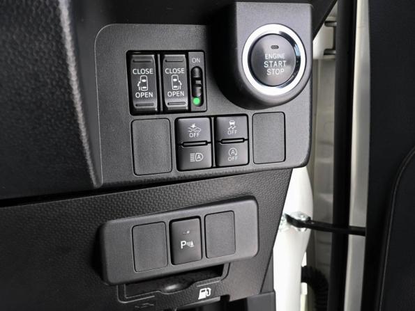 Toyota Roomy I с пробегом 2019 года, цена 1 118 500 рублей, 66371 км, микровэн, Автокод Объявления