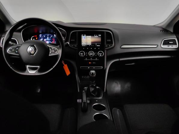 Renault Megane IV Рестайлинг с пробегом 2021 года, цена 1 599 000 рублей, 138238 км, универсал, Автокод Объявления
