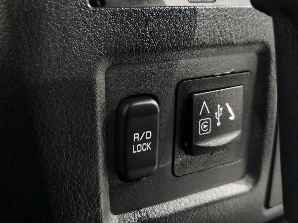 Mitsubishi Pajero IV Рестайлинг 2 с пробегом 2019 года, цена 3 490 000 рублей, 13550 км, внедорожник, Автокод Объявления