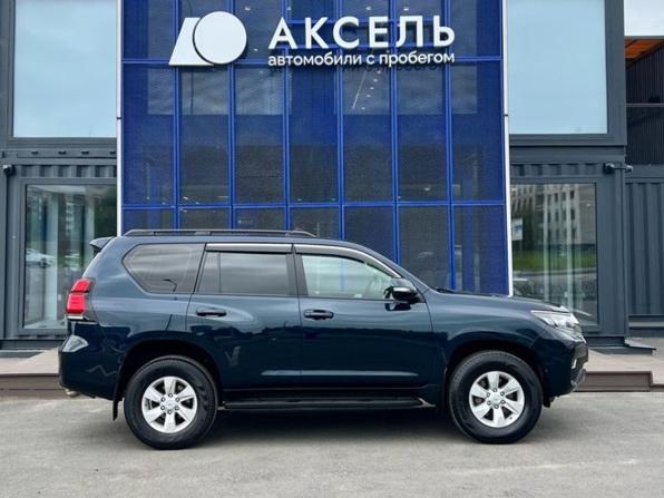Toyota Land Cruiser Prado 150 Series Рестайлинг 2 с пробегом 2019 года, цена 4 949 000 рублей, 138300 км, внедорожник, Автокод Объявления