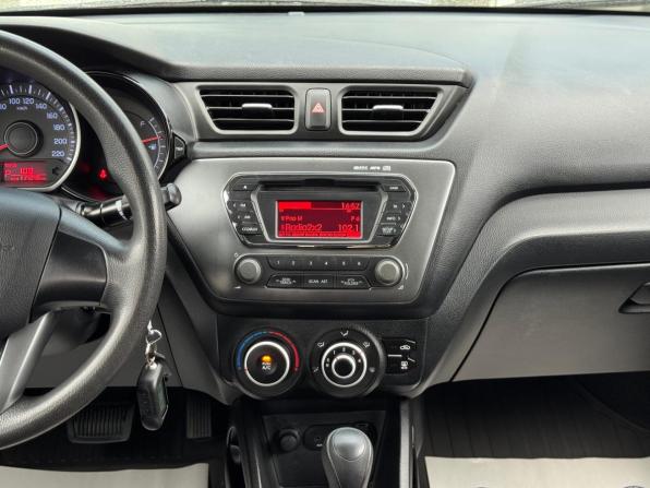 Kia Rio III с пробегом 2012 года, цена 879 000 рублей, 117246 км, седан, Автокод Объявления