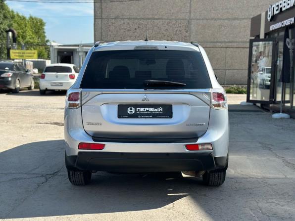 Mitsubishi Outlander III с пробегом 2012 года, цена 1 275 000 рублей, 249800 км, внедорожник, Автокод Объявления