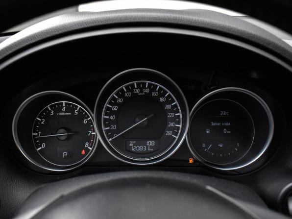 Mazda CX-5 I Рестайлинг с пробегом 2016 года, цена 2 410 000 рублей, 120831 км, внедорожник, Автокод Объявления