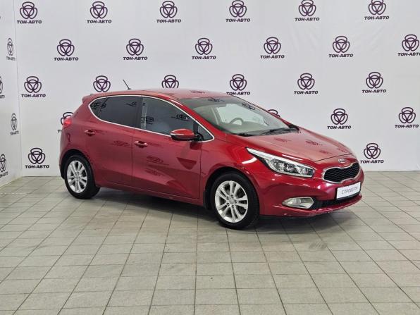Kia Ceed II с пробегом 2014 года, цена 1 093 000 рублей, 169048 км, хэтчбек, Автокод Объявления