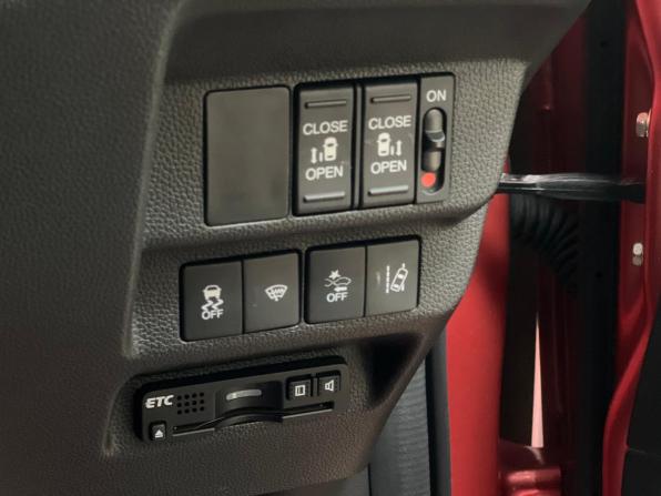 Honda Freed II с пробегом 2019 года, цена 1 670 000 рублей, 123967 км, компактвэн, Автокод Объявления