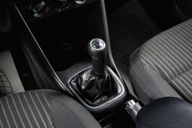 Volkswagen Polo V с пробегом 2011 года, цена 549 000 рублей, 277178 км, седан, Автокод Объявления