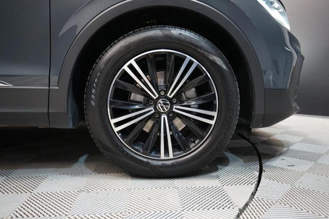 Volkswagen Tiguan II Рестайлинг с пробегом 2021 года, цена 3 294 000 рублей, 65000 км, внедорожник, Автокод Объявления
