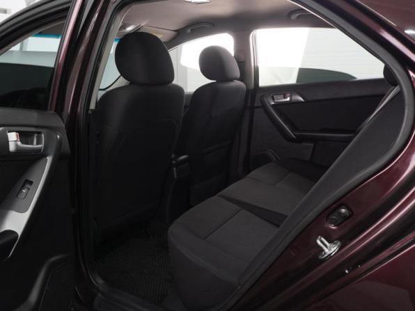 Kia Cerato II с пробегом 2010 года, цена 699 000 рублей, 273494 км, седан, Автокод Объявления