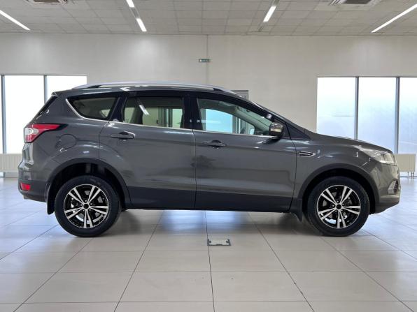 Ford Kuga II Рестайлинг с пробегом 2017 года, цена 1 540 000 рублей, 122813 км, внедорожник, Автокод Объявления