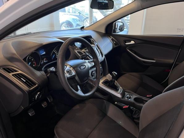 Ford Focus III с пробегом 2013 года, цена 770 000 рублей, 149919 км, хэтчбек, Автокод Объявления