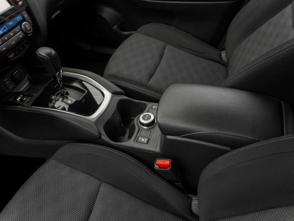 Nissan Qashqai II с пробегом 2018 года, цена 1 675 000 рублей, 123196 км, внедорожник, Автокод Объявления
