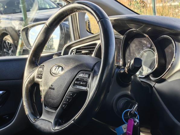 Kia Ceed II с пробегом 2014 года, цена 1 059 000 рублей, 190000 км, хэтчбек, Автокод Объявления