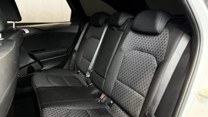 Kia Ceed III с пробегом 2021 года, цена 1 990 000 рублей, 70600 км, универсал, Автокод Объявления