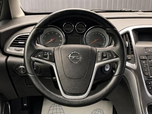 Opel Astra J с пробегом 2012 года, цена 747 000 рублей, 171695 км, хэтчбек, Автокод Объявления
