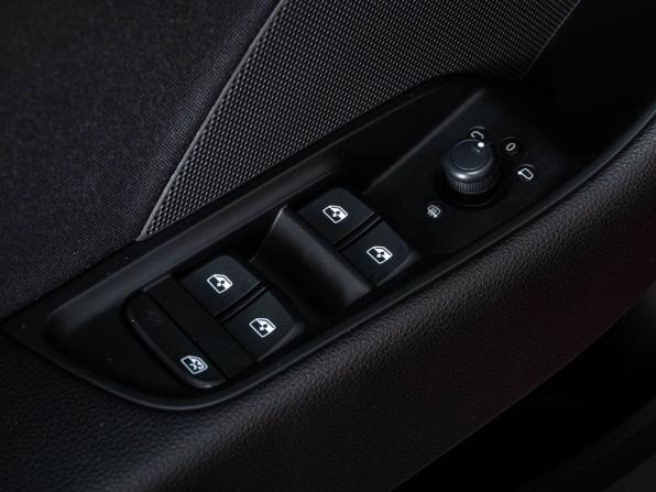 Audi A3 III (8V) Рестайлинг с пробегом 2019 года, цена 1 898 000 рублей, 142067 км, седан, Автокод Объявления