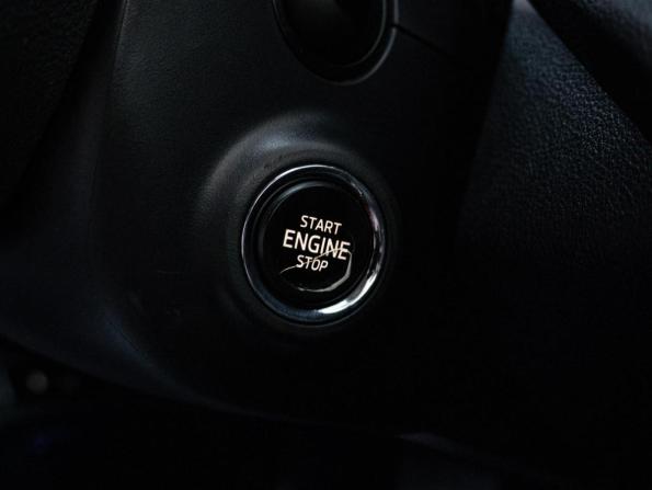 Skoda Octavia IV (A8) с пробегом 2020 года, цена 2 226 000 рублей, 210212 км, лифтбек, Автокод Объявления