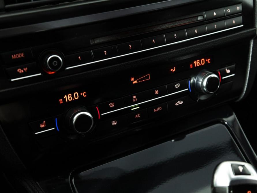 BMW 5 серии VI (F10/F11/F07) Рестайлинг Санкт-Петербург  - изображение 18