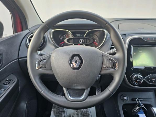 Renault Kaptur I с пробегом 2019 года, цена 1 349 000 рублей, 165234 км, внедорожник, Автокод Объявления