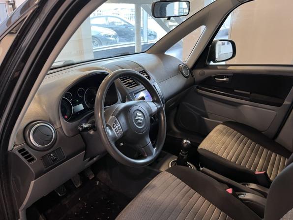 Suzuki SX4 I (Classic) Рестайлинг с пробегом 2010 года, цена 635 000 рублей, 244880 км, хэтчбек, Автокод Объявления