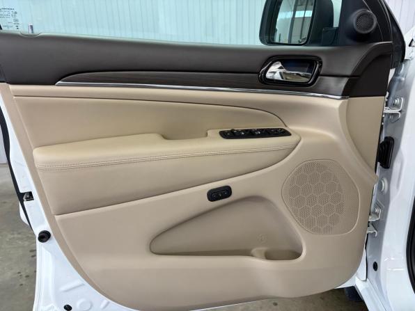 Jeep Grand Cherokee IV (WK2) Рестайлинг с пробегом 2021 года, цена 4 297 000 рублей, 37600 км, внедорожник, Автокод Объявления
