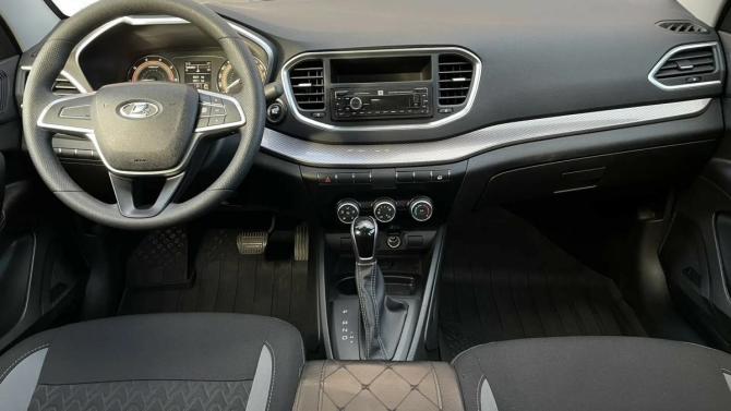 Lada (ВАЗ) Vesta I Рестайлинг (NG) с пробегом 2024 года, цена 1 335 000 рублей, 45273 км, седан, Автокод Объявления