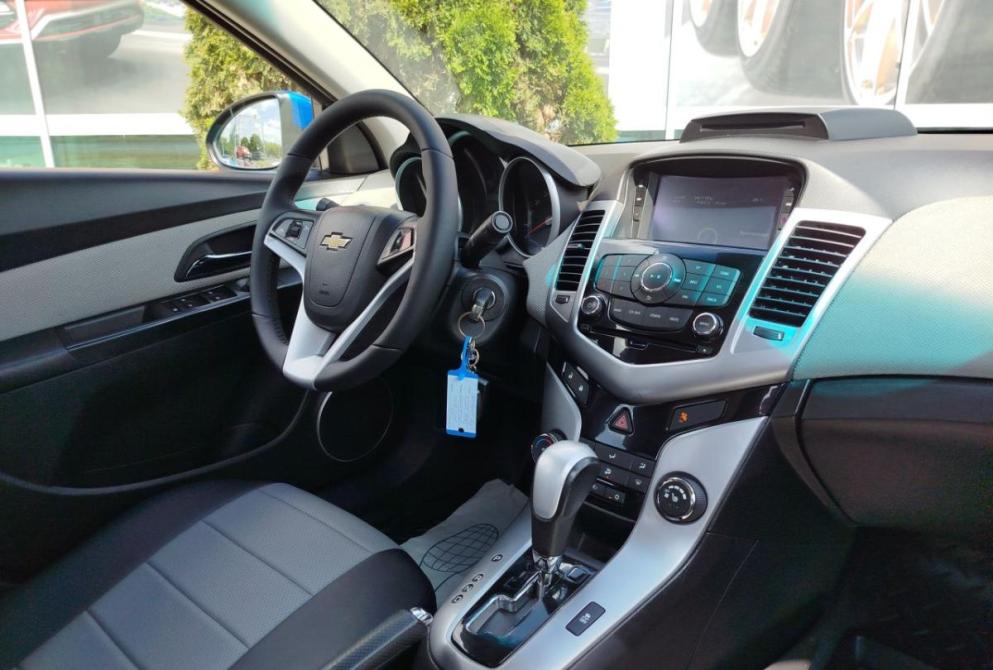 Chevrolet Cruze I Саратов  - изображение 14