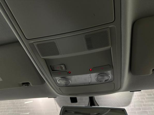 Volkswagen Sharan II с пробегом 2012 года, цена 1 465 000 рублей, 92488 км, минивэн, Автокод Объявления