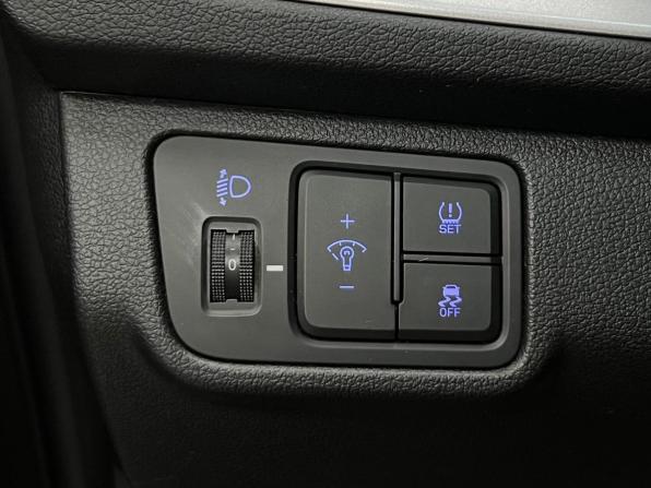 Hyundai Solaris II с пробегом 2017 года, цена 1 150 000 рублей, 151718 км, седан, Автокод Объявления