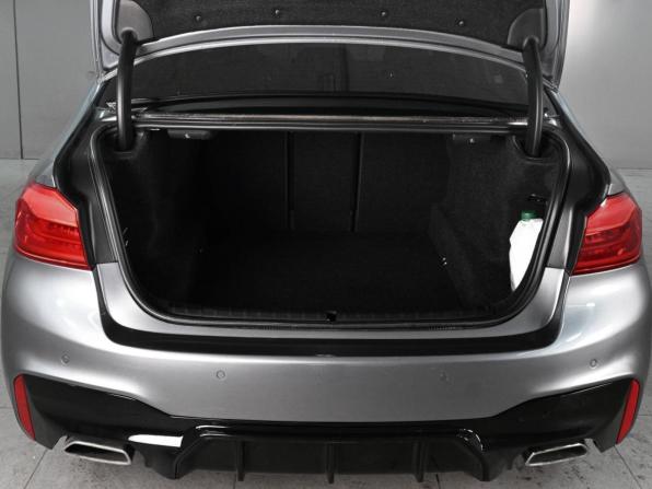 BMW 5 серии VII (G30/G31/G38) с пробегом 2018 года, цена 3 799 000 рублей, 108094 км, седан, Автокод Объявления