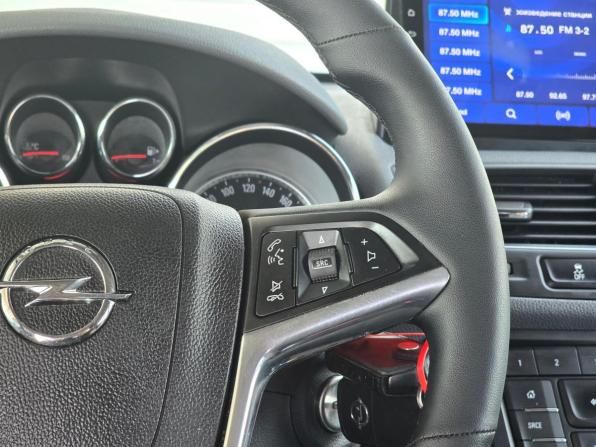 Opel Mokka I с пробегом 2014 года, цена 1 249 000 рублей, 130000 км, внедорожник, Автокод Объявления