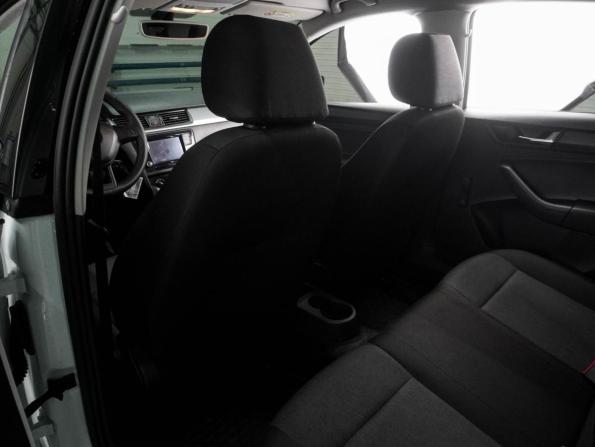 Skoda Rapid I Рестайлинг с пробегом 2019 года, цена 1 070 000 рублей, 117290 км, лифтбек, Автокод Объявления