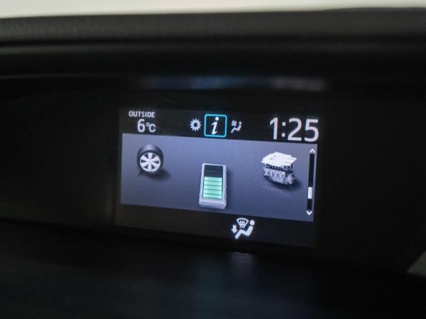 Toyota Noah III (R80) с пробегом 2015 года, цена 1 700 000 рублей, 207169 км, минивэн, Автокод Объявления