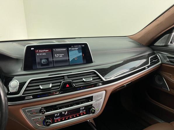 BMW 7 серии VI (G11/G12) с пробегом 2018 года, цена 4 750 000 рублей, 107067 км, седан, Автокод Объявления