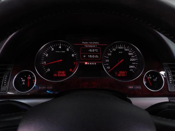 Audi A8 II (D3) Рестайлинг с пробегом 2007 года, цена 1 272 000 рублей, 307941 км, седан, Автокод Объявления