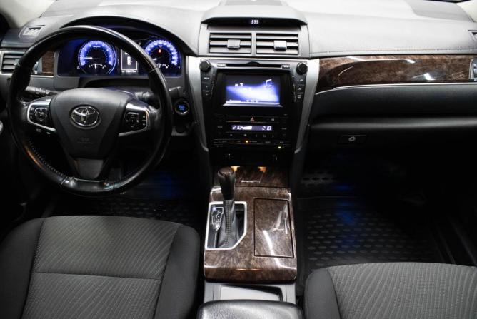 Toyota Camry VII (XV50) Рестайлинг с пробегом 2017 года, цена 1 999 000 рублей, 186476 км, седан, Автокод Объявления