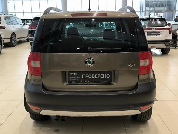 Skoda Yeti I с пробегом 2010 года, цена 740 000 рублей, 142129 км, внедорожник, Автокод Объявления