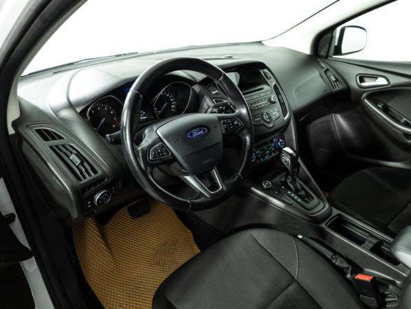 Ford Focus III Рестайлинг с пробегом 2015 года, цена 949 700 рублей, 147610 км, хэтчбек, Автокод Объявления