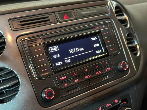 Volkswagen Tiguan I Рестайлинг с пробегом 2012 года, цена 1 070 000 рублей, 197607 км, внедорожник, Автокод Объявления