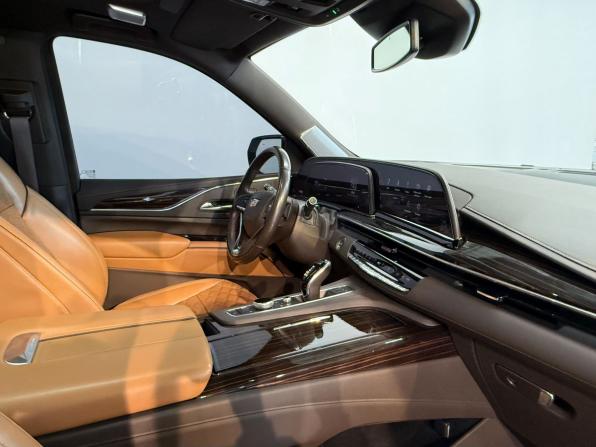 Cadillac Escalade V с пробегом 2021 года, цена 10 100 000 рублей, 55105 км, внедорожник, Автокод Объявления
