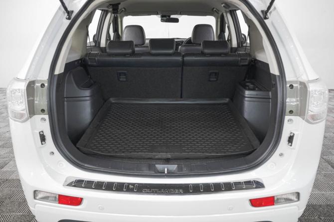 Mitsubishi Outlander III Рестайлинг с пробегом 2014 года, цена 1 689 000 рублей, 98000 км, внедорожник, Автокод Объявления