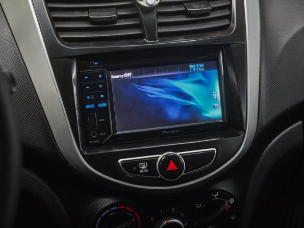 Hyundai Solaris I с пробегом 2011 года, цена 649 000 рублей, 143335 км, седан, Автокод Объявления
