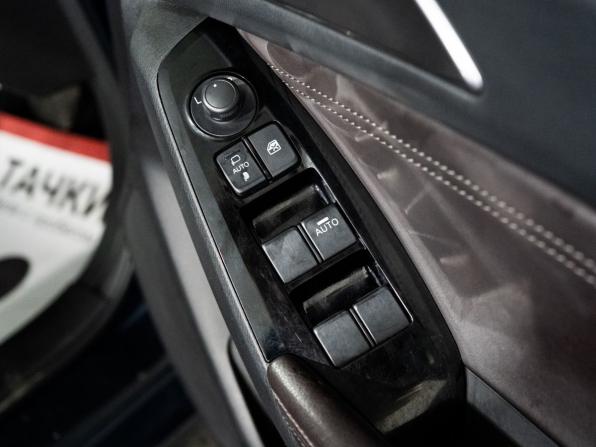 Mazda Axela III Рестайлинг с пробегом 2016 года, цена 1 230 500 рублей, 109870 км, хэтчбек, Автокод Объявления