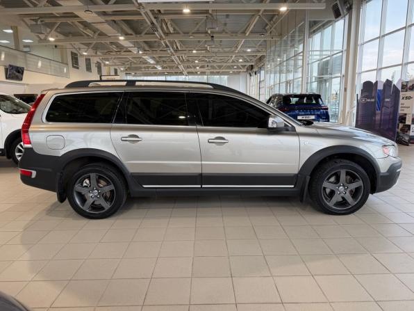 Volvo XC70 II с пробегом 2013 года, цена 1 785 900 рублей, 263855 км, универсал, Автокод Объявления