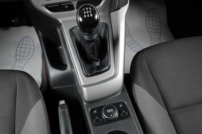 Ford Focus III с пробегом 2013 года, цена 729 000 рублей, 187000 км, хэтчбек, Автокод Объявления