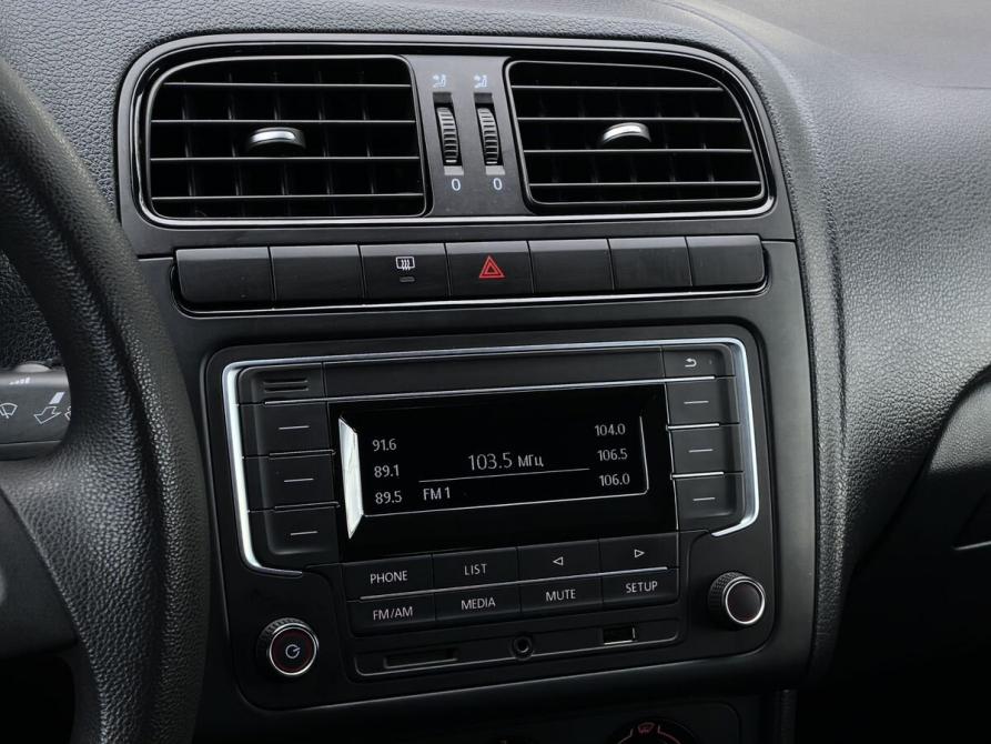 Volkswagen Polo V Рестайлинг Мурманск  - изображение 14